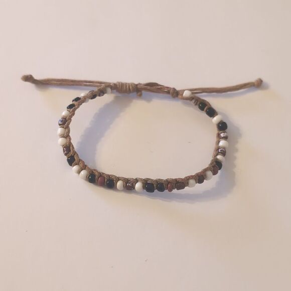 781 Brown Black and White‎ Beaded Adjustable Slider Bracelet - Picture 3 of 4